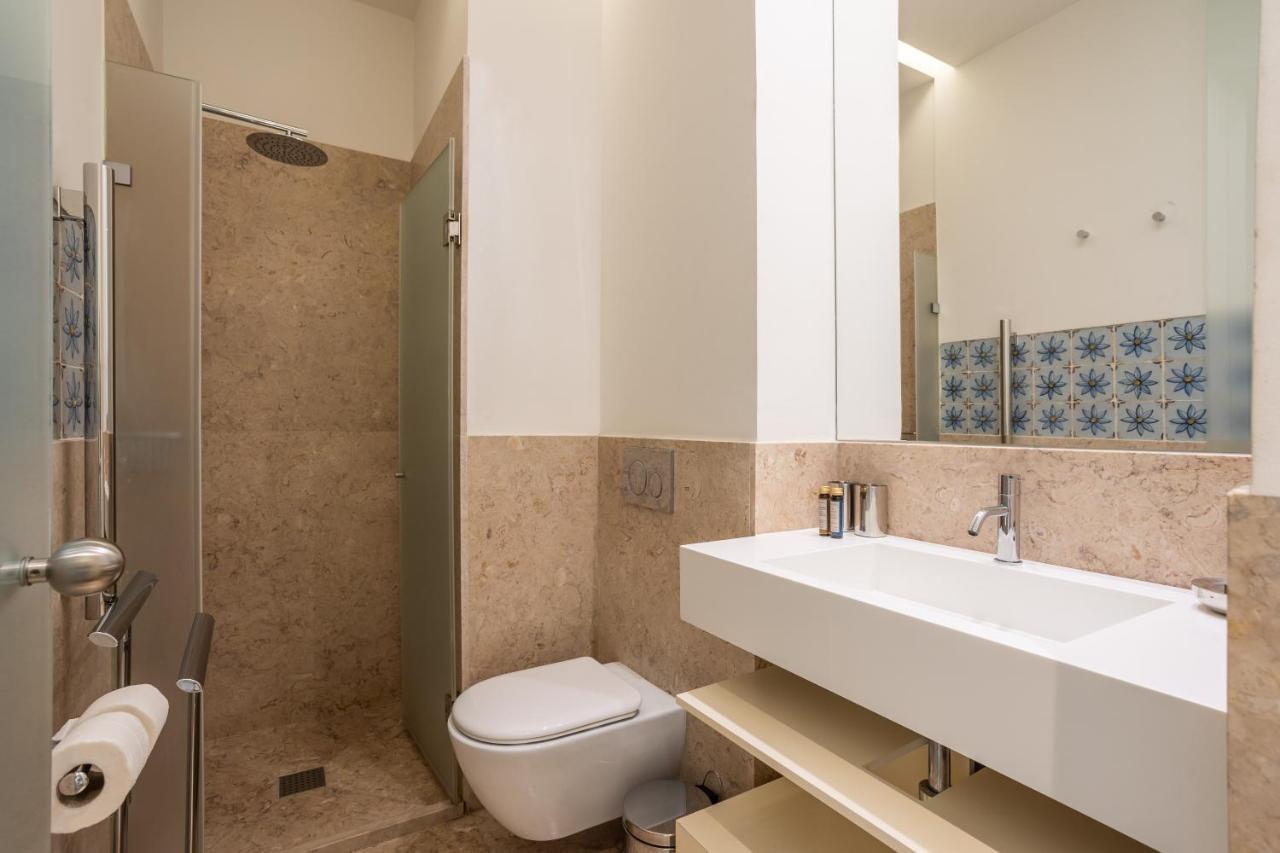 Апартаменты Chic Tailor Made Flat In Chiado Лиссабон Экстерьер фото